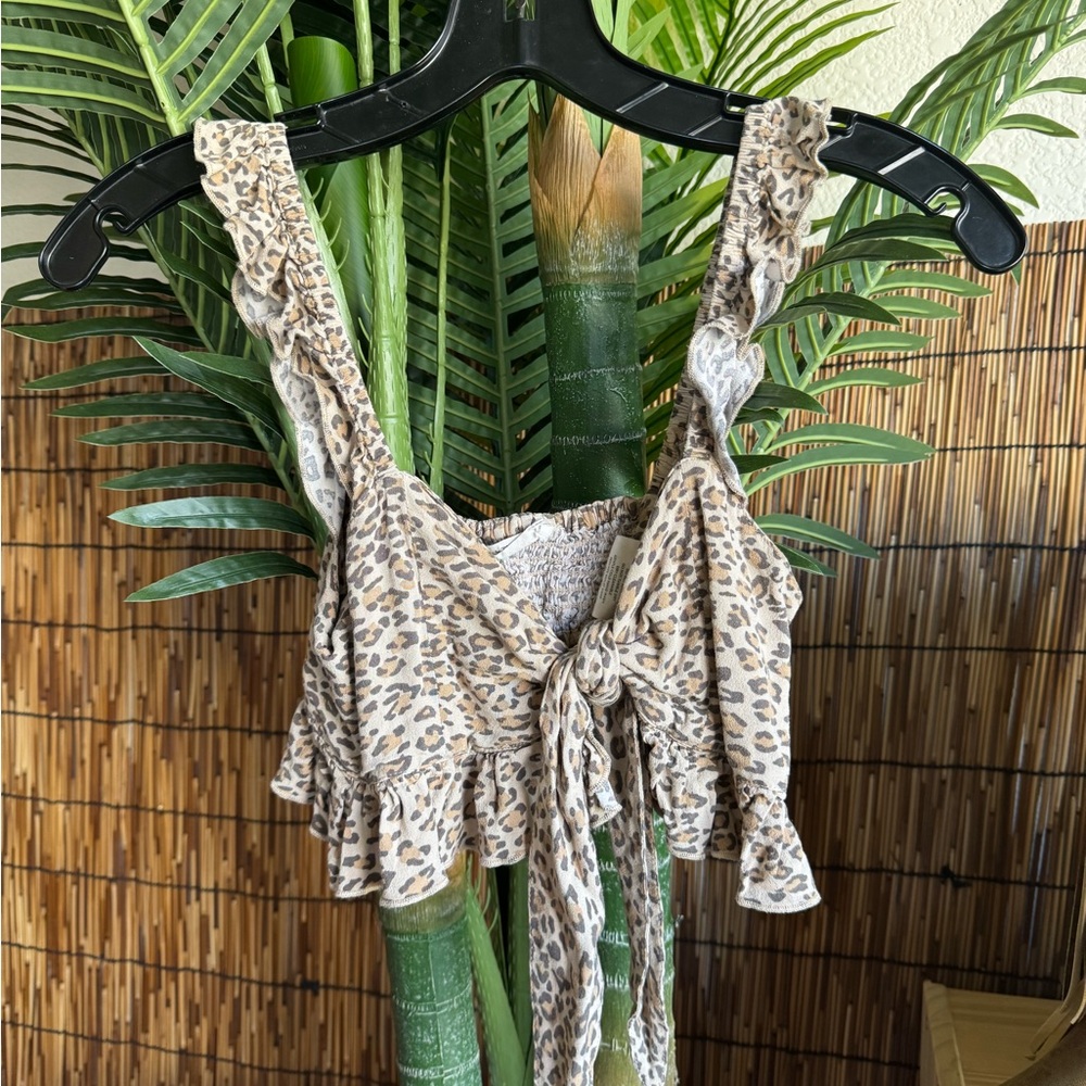 Spell the gypsy Frankie Crop top in cheetah print XS
